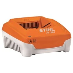 STIHL AL 301 120 V Battery Rapid Charger 1 Pk